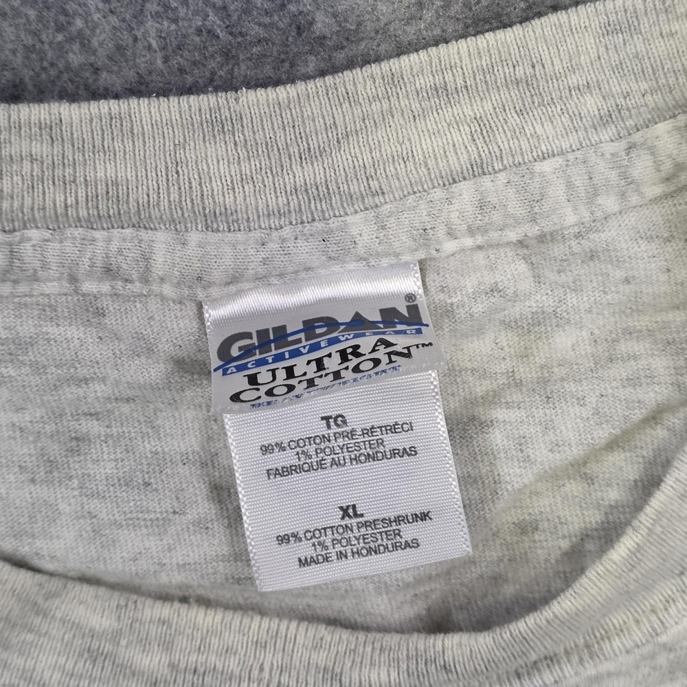 Vintage UConn Huskies T‎ Shirt Mens XL Gray NCAA Basketball 2004 Champs Gildan - Picture 7 of 11